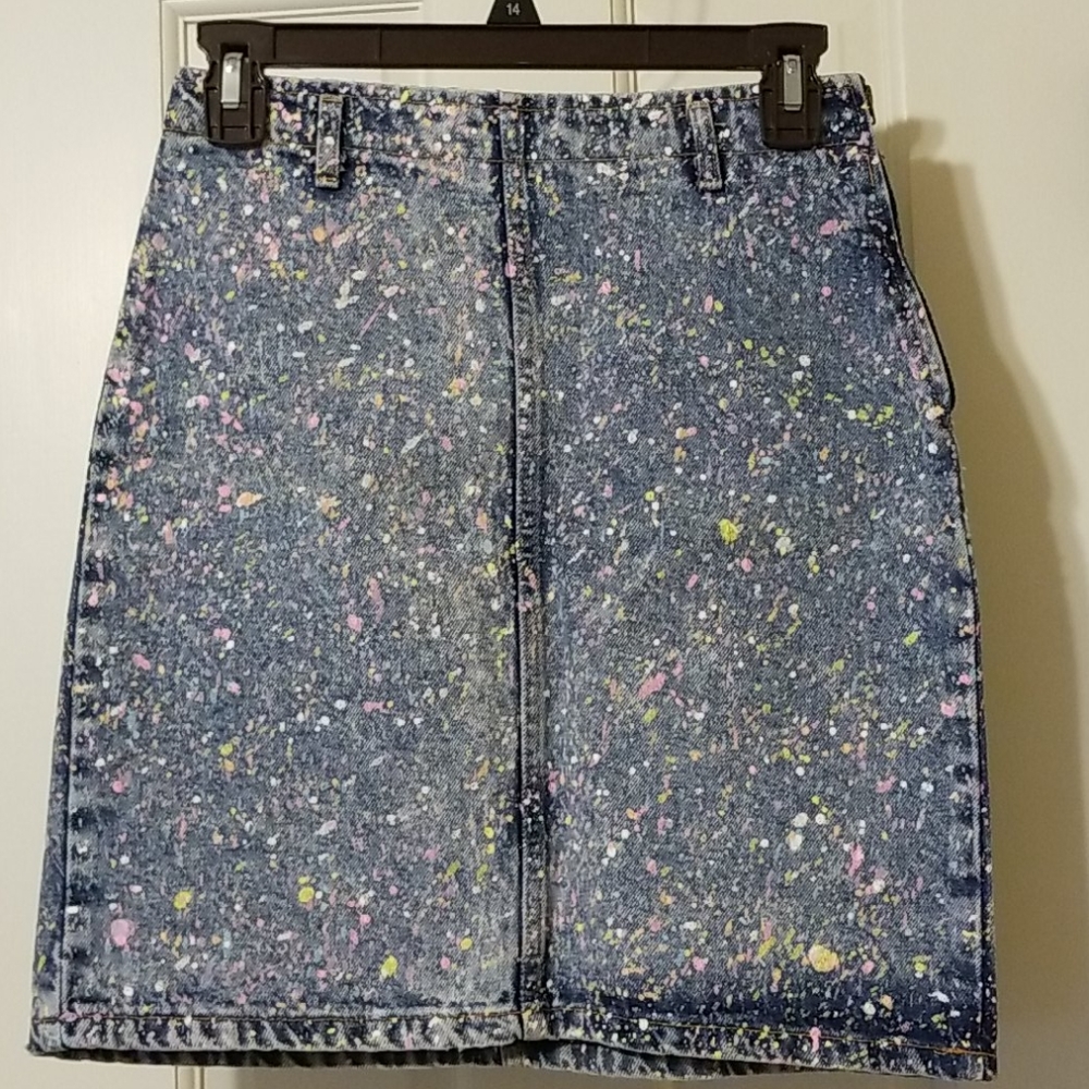 Vintage 80's paint-splattered jeanskirt